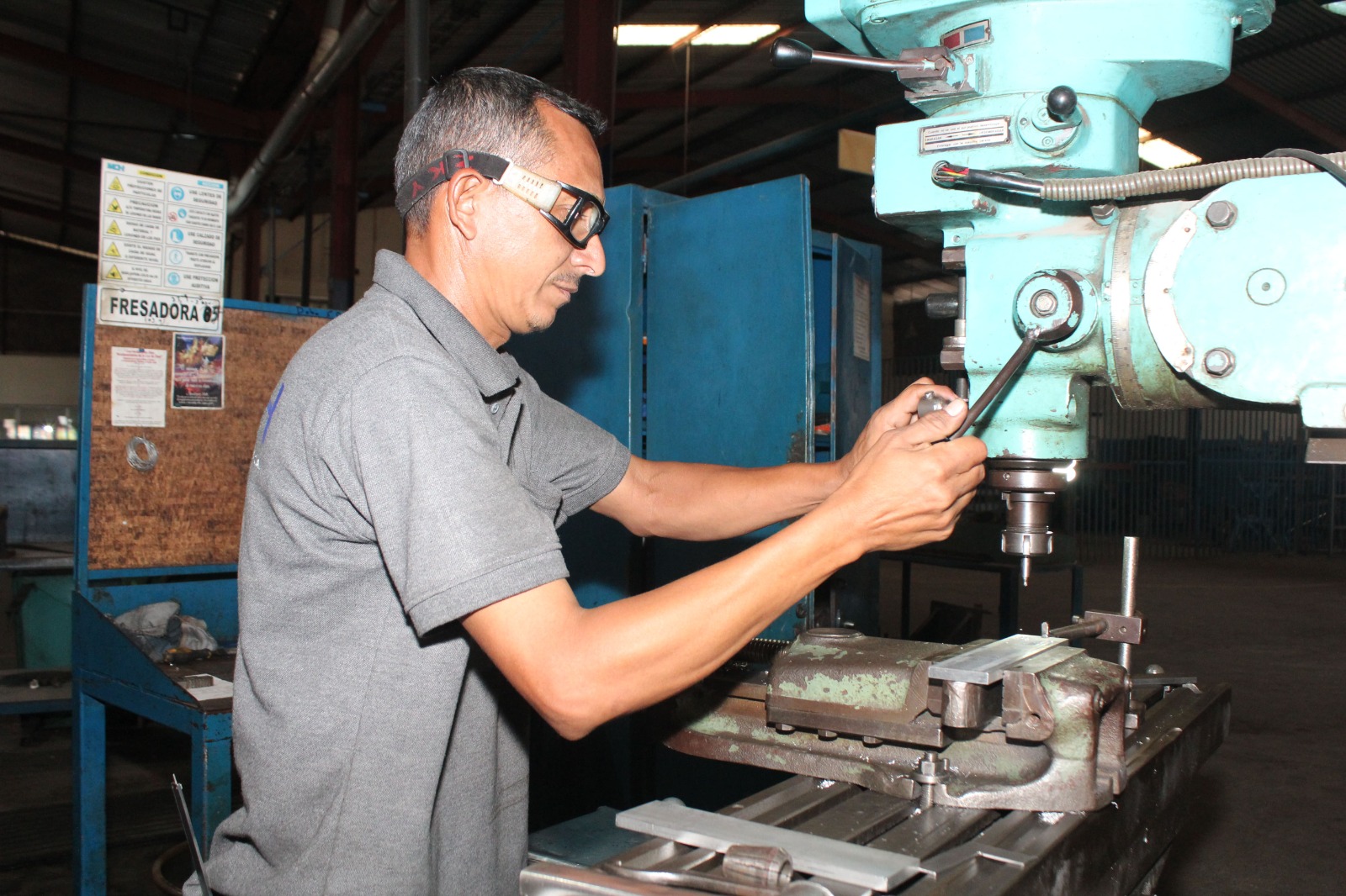 Fabricación de Estructuras Metálicas